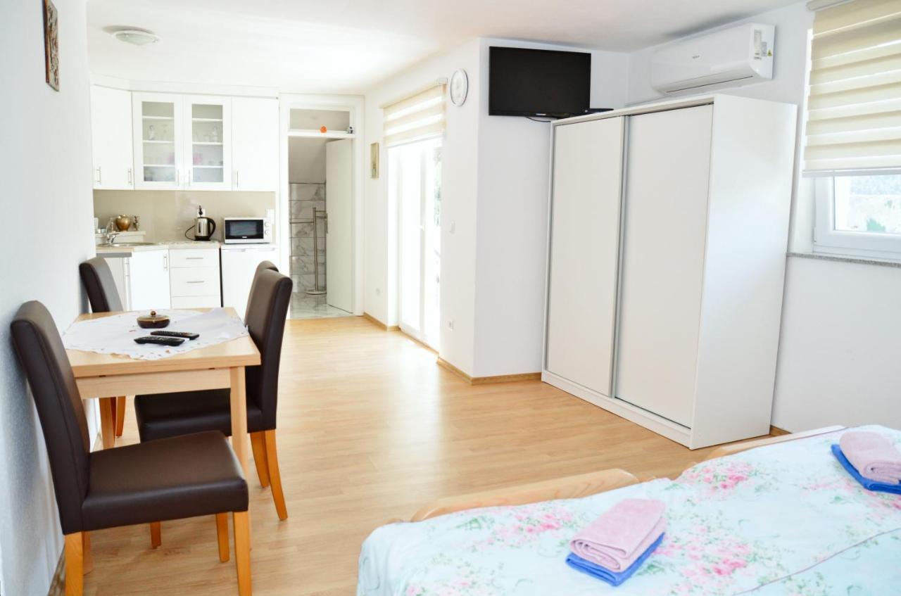 Apartman Sunce يايتشه المظهر الخارجي الصورة